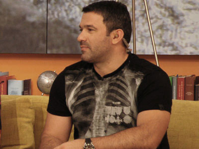 Σπύρος Χαριτάτος: Το κορμί!